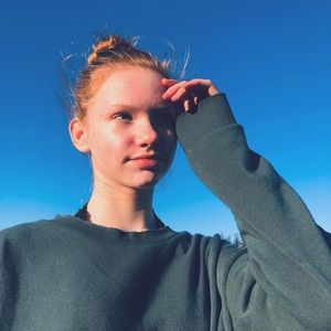 Meet your Posher, Kayla